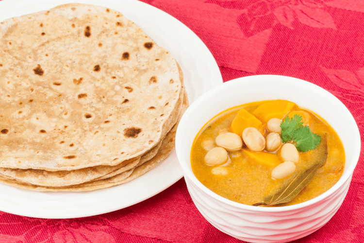 Chappathi with vegetable kurma