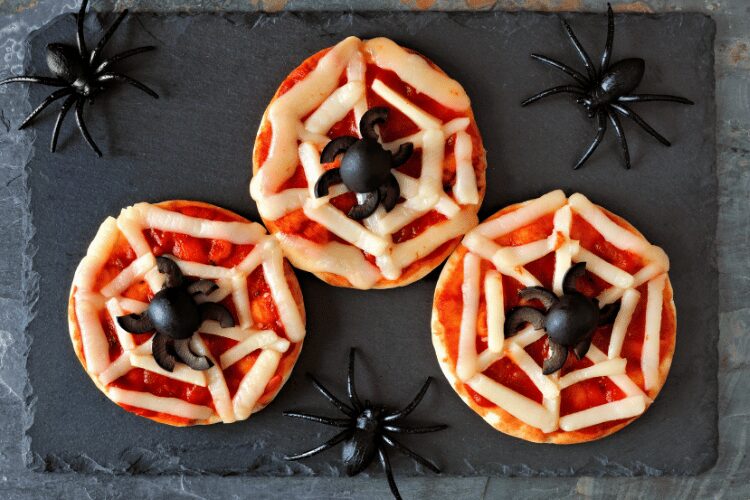 Mini spiderweb pizzas